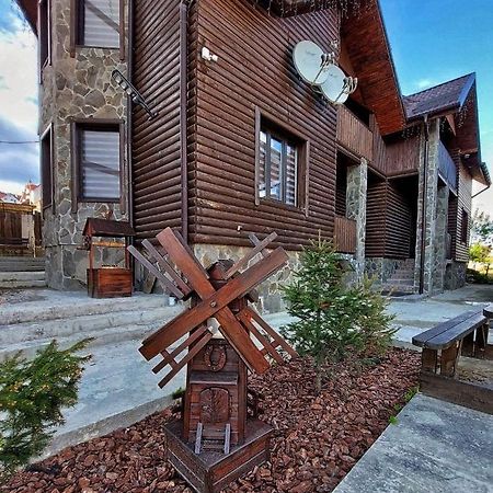 Mafa Apartaments Bukovel Exterior photo